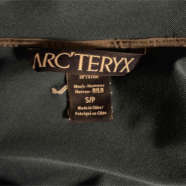 ARC'TERYX(アークテリクス)のARC’TERYX GAMMA LT HOODY ガンマLTフーディ 即購入可 メンズのジャケット/アウター(マウンテンパーカー)の商品写真