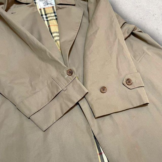 BURBERRY(バーバリー)の激レア 美品 Burberry 1枚袖 タイロッケンコート ノバチェック モカ レディースのジャケット/アウター(トレンチコート)の商品写真