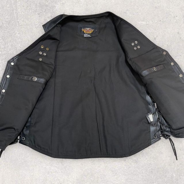 大人気商品 極美品 USA製 Harley-Davidson レザーベスト L ピンバッジ