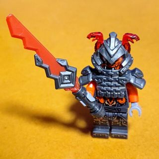 レゴ(Lego)のレゴ★ニンジャゴー バーミン 武具付 ミニフィグ 美品(キャラクターグッズ)