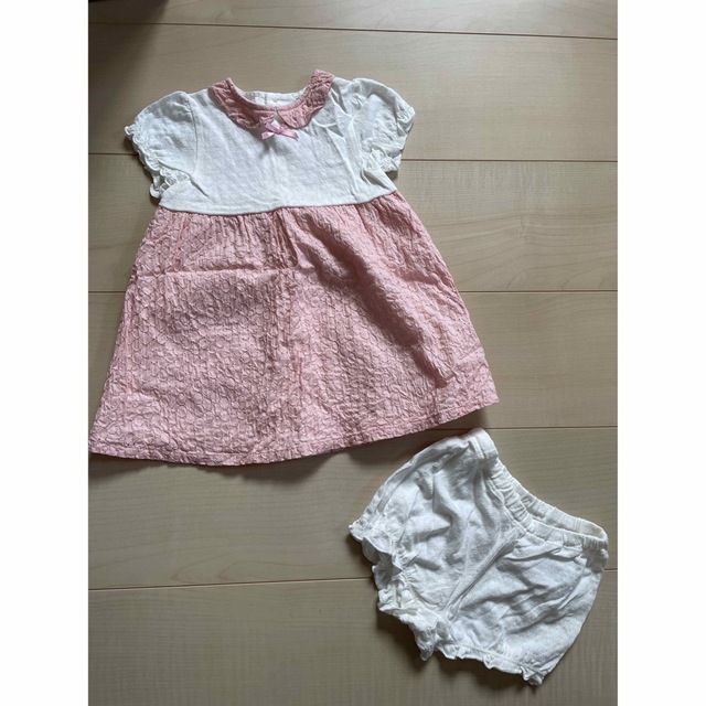 BeBe(ベベ)のbebe ワンピース　Mサイズ　80cm 女の子　ベビー キッズ/ベビー/マタニティのベビー服(~85cm)(ワンピース)の商品写真