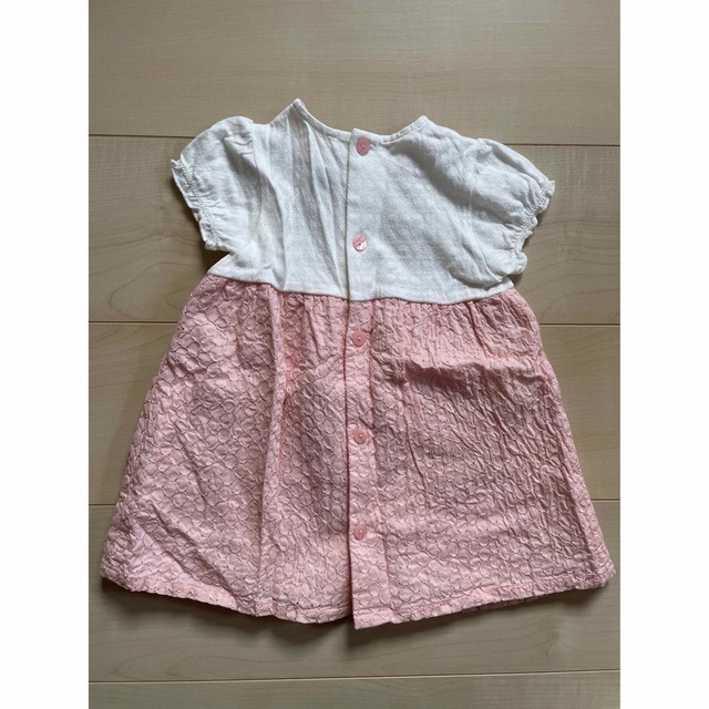 BeBe(ベベ)のbebe ワンピース　Mサイズ　80cm 女の子　ベビー キッズ/ベビー/マタニティのベビー服(~85cm)(ワンピース)の商品写真