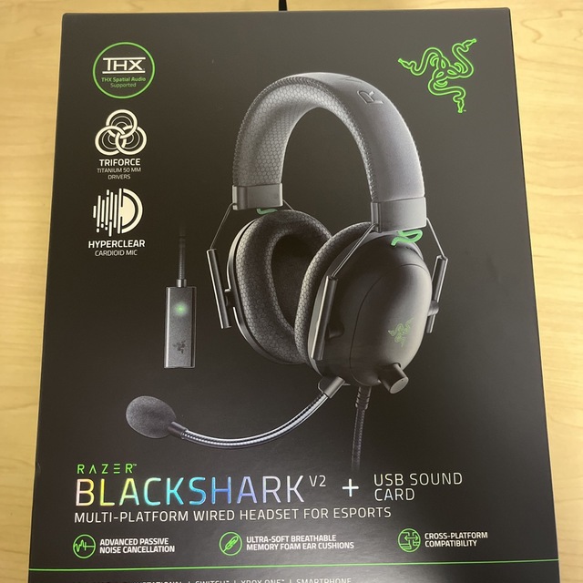 Razer Black shark v2 スマホ/家電/カメラのオーディオ機器(ヘッドフォン/イヤフォン)の商品写真