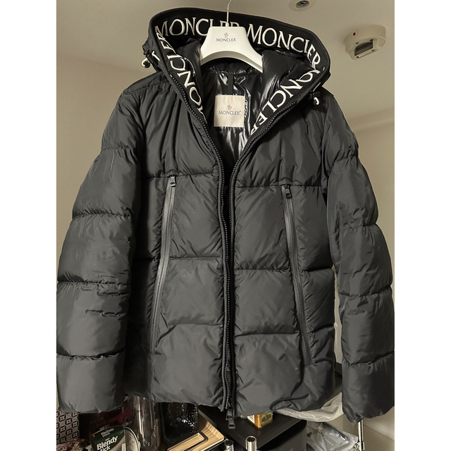 MONCLER MONTCLA モンクレール　モンクラー