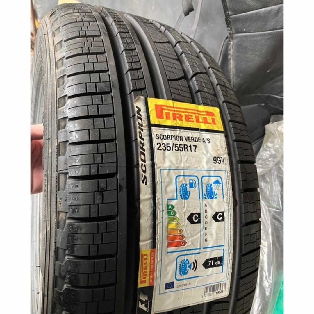 新品未使用品‼️PIRELLI ピレリ 235/55R17インチ