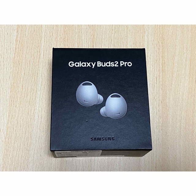 SAMSUNG(サムスン)のGalaxy buds2 pro ホワイト スマホ/家電/カメラのオーディオ機器(ヘッドフォン/イヤフォン)の商品写真