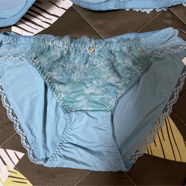 tutuanna(チュチュアンナ)のチュチュアンナ　ブラショーツセット レディースの下着/アンダーウェア(ブラ&ショーツセット)の商品写真