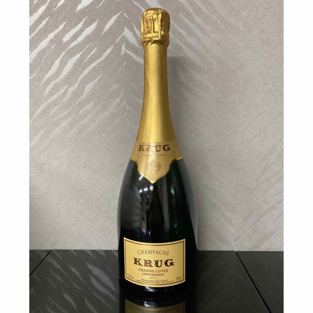 Krug(クリュッグ)の最終値下げ⭐️2本セット クリュッグ・グラン・キュヴェ  新品　送料込み⭐️ 食品/飲料/酒の酒(シャンパン/スパークリングワイン)の商品写真