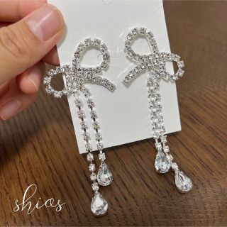 新品　ピアス　リボン　ロング　シルバー　ブライダル　ウェディング　結婚アクセ(ピアス)