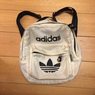 アディダス(adidas)のadidas 小さめリュック 白(リュックサック)