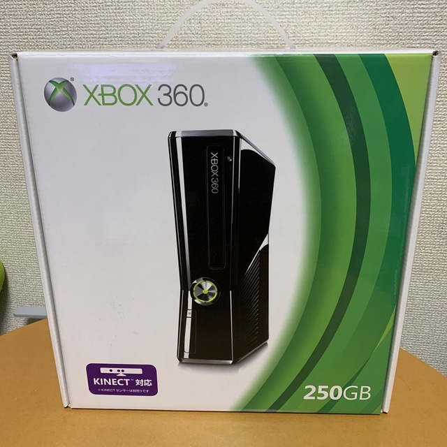 Xbox360(エックスボックス360)のMicrosoft Xbox360 XBOX 360 250GB エンタメ/ホビーのゲームソフト/ゲーム機本体(家庭用ゲーム機本体)の商品写真