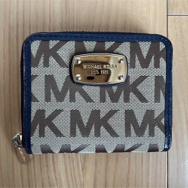 Michael Kors(マイケルコース)のマイケルコース　二つ折財布 レディースのファッション小物(財布)の商品写真