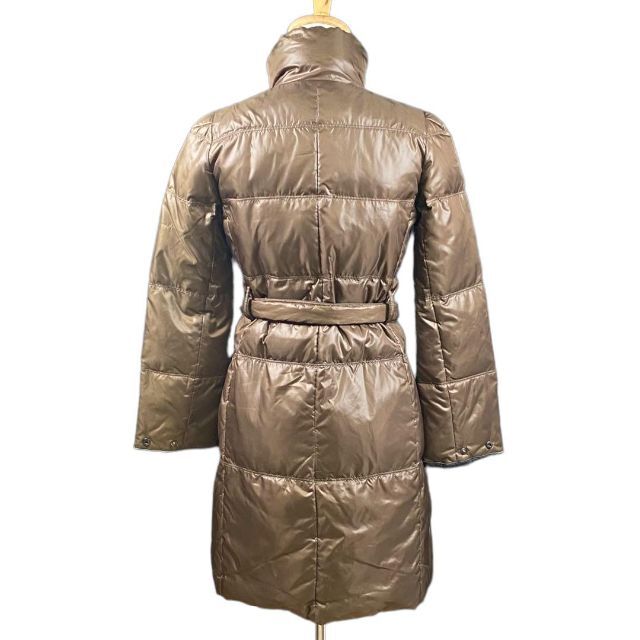TOMORROWLAND(トゥモローランド)のDES PRES ロング ダウンコート 玉虫色 レディースのジャケット/アウター(ダウンジャケット)の商品写真