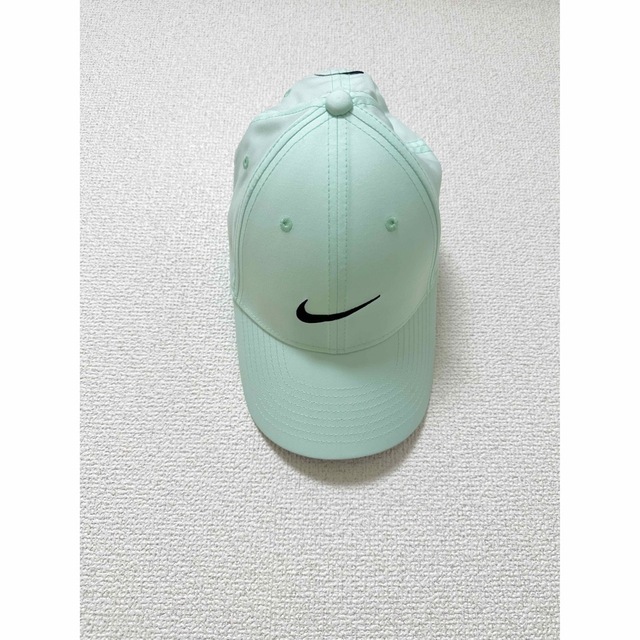 NIKE(ナイキ)のNIKE新品キャップ レディースの帽子(キャップ)の商品写真