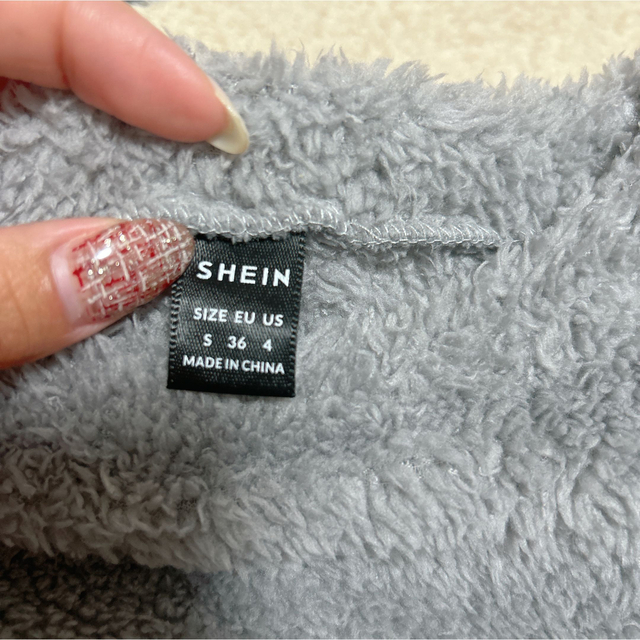 もこもこトップス SHEIN レディースのトップス(その他)の商品写真