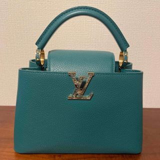 ルイヴィトン(LOUIS VUITTON)の美品カプシーヌBB希少グリーン(ハンドバッグ)