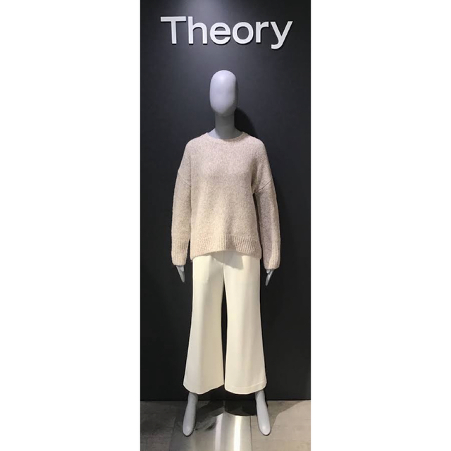 theory(セオリー)のTheory アルパカ混　ニット　ベージュ レディースのトップス(ニット/セーター)の商品写真