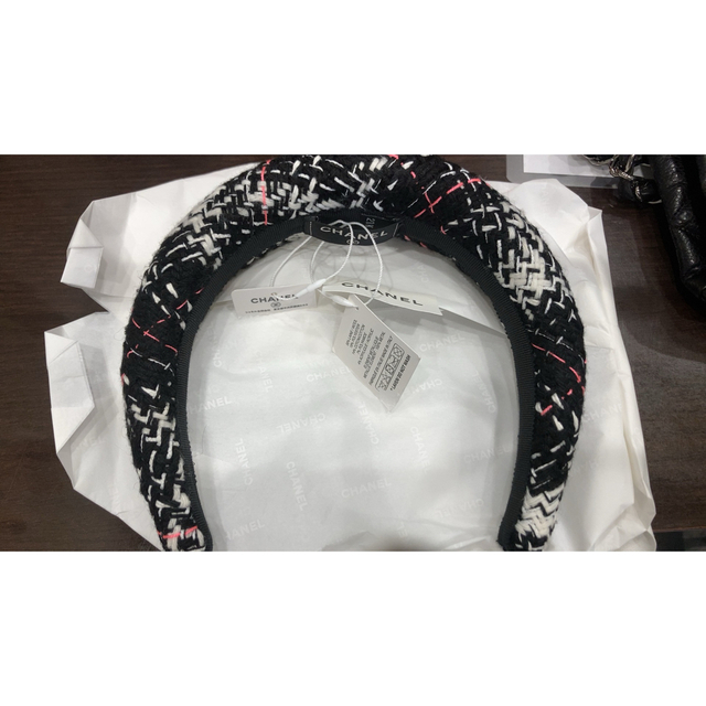 若者の大愛商品 CHANEL - カチューシャ 未使用 21Kコレクション