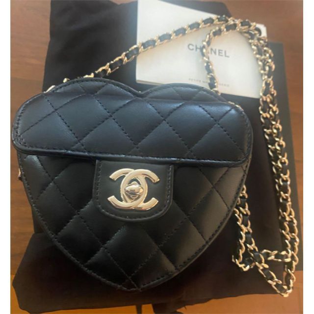 ショルダーバッグ レア シャネル CHANEL ハート チェーン バッグ