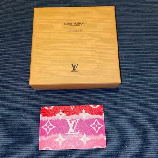 ルイヴィトン(LOUIS VUITTON)の【極美品💕】LOUIS VUITTONカードケース(名刺入れ/定期入れ)