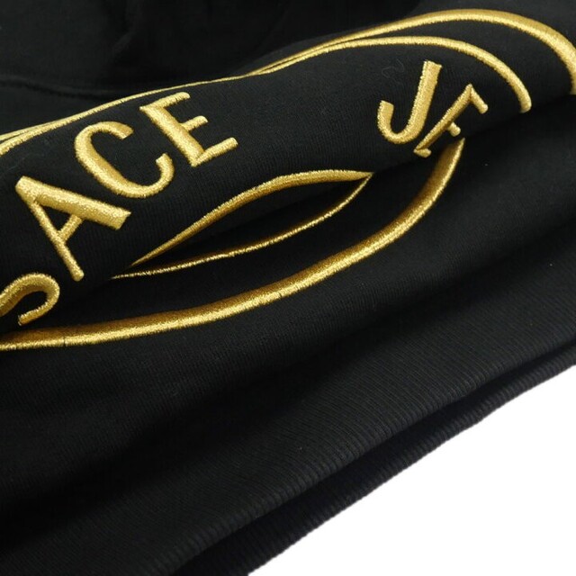 VERSACE - VERSACE JEANS COUTURE パーカー ブラック Lサイズの VERSACE - VERSACE JEANS COUTURE パーカー ブラック Lサイズの