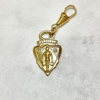 グッチ チャームの通販 100点以上 | Gucciのレディースを買うならラクマ