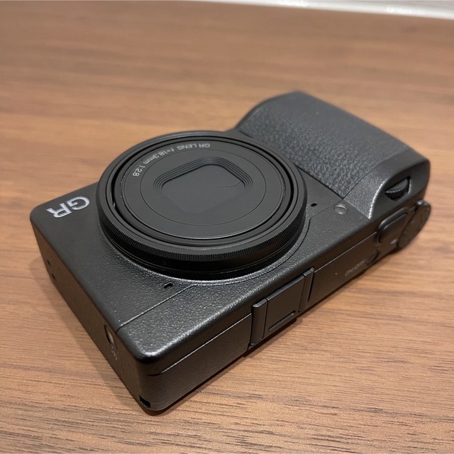 極美品★RICOH GR III ブルーリングキャップ+ 純正ソフトケース付