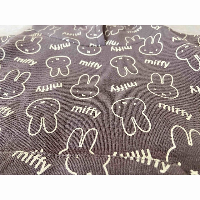 miffy(ミッフィー)のミッフィー フード付きトレーナー 95 新品未使用 キッズ/ベビー/マタニティのキッズ服女の子用(90cm~)(Tシャツ/カットソー)の商品写真