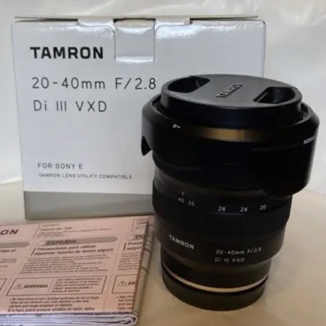 TAMRON(タムロン)のtamron20-40 f2.8 Eマウント用　フィルター付き スマホ/家電/カメラのカメラ(レンズ(ズーム))の商品写真