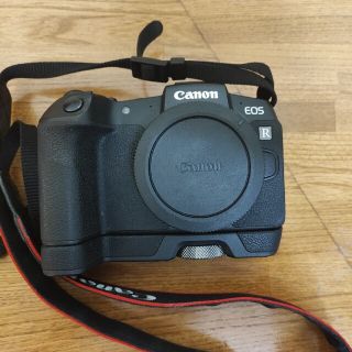 キヤノン(Canon)のEOS RP + エクステンショングリップ(ミラーレス一眼)