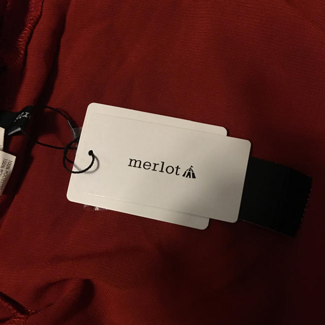 merlot(メルロー)のmelrot orange ブラウス素材のシャツ レディースのトップス(シャツ/ブラウス(長袖/七分))の商品写真