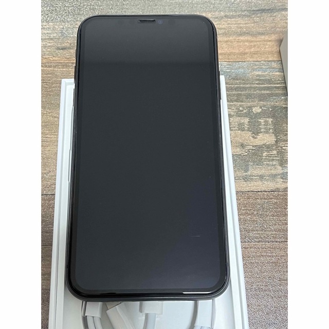 Apple(アップル)のmaori様専用【極美品】iPhone11 128GB MHDH3J/A  スマホ/家電/カメラのスマートフォン/携帯電話(スマートフォン本体)の商品写真