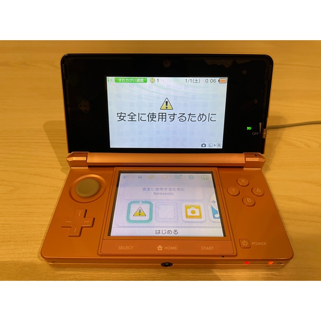 ニンテンドー3DS(ニンテンドー3DS)の任天堂　ニンテンドー　3DS 本体　ピンク エンタメ/ホビーのゲームソフト/ゲーム機本体(携帯用ゲーム機本体)の商品写真
