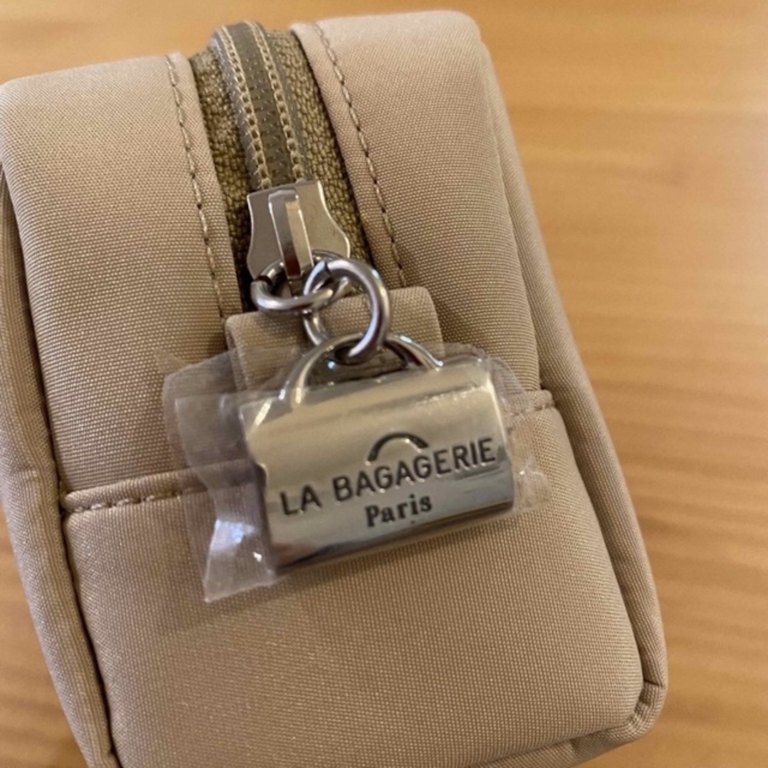 LA BAGAGERIE(ラバガジェリー)のラバガジェリー ポーチ ベージュ 未使用 レディースのファッション小物(ポーチ)の商品写真
