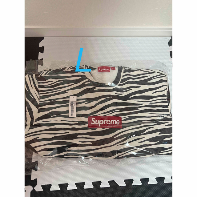 Supreme Box Logo Crewneck Zebra