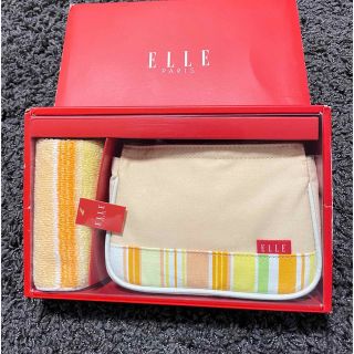 エル(ELLE)のポーチとハンドタオルセット(ポーチ)