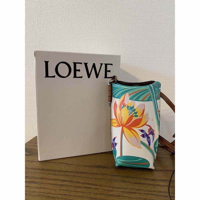 LOEWE - 【未使用】本物　ロエベ　レディースショルダー　バッグ