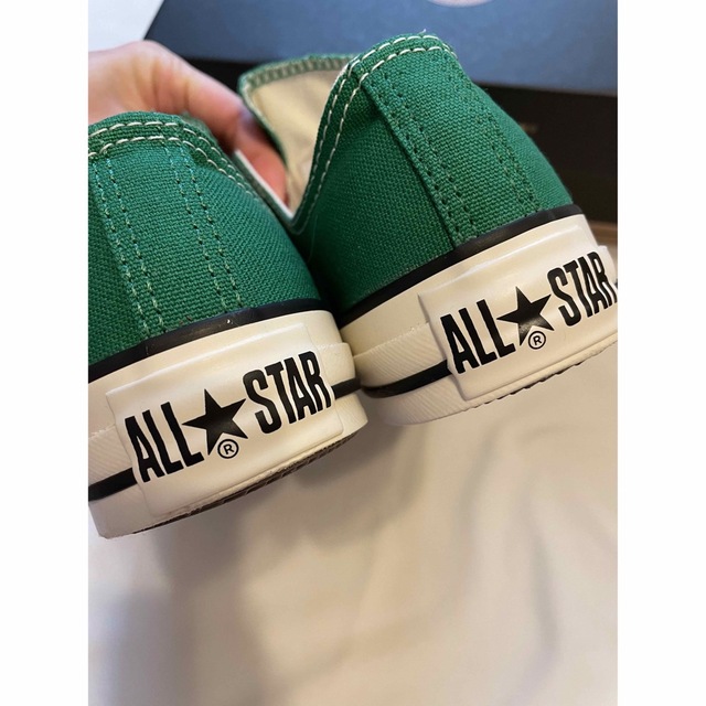 CONVERSE(コンバース)の大幅値下げ！新品 コンバース スリッポン 25cm グリーン レディースの靴/シューズ(スニーカー)の商品写真