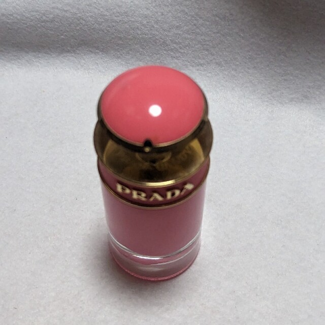 PRADA(プラダ)のプラダキャンディグロス50ml コスメ/美容の香水(香水(女性用))の商品写真