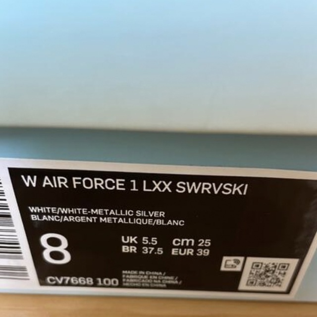新品　SWAROVSKI × NIKE WMNS AIR FORCE 1 LOW 5