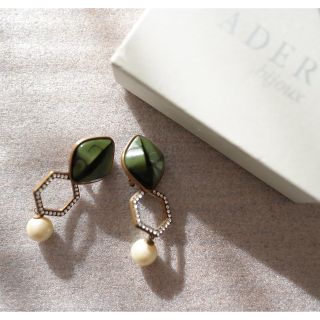 美品　ADER イヤリング