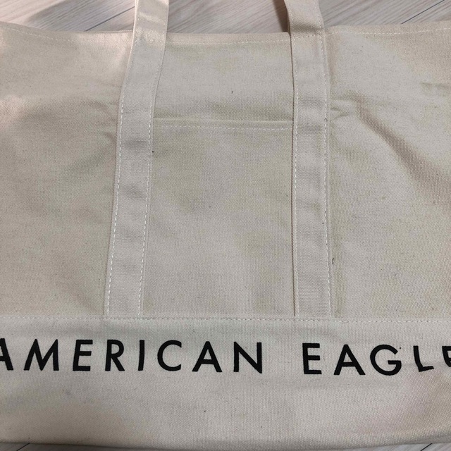 American Eagle(アメリカンイーグル)のAMERICAN EAGLE 横長トートバッグ レディースのバッグ(トートバッグ)の商品写真