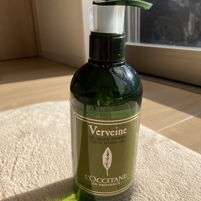 L'OCCITANE(ロクシタン)のロクシタン　VB クリーンハンドジェル 280ml インテリア/住まい/日用品のキッチン/食器(アルコールグッズ)の商品写真