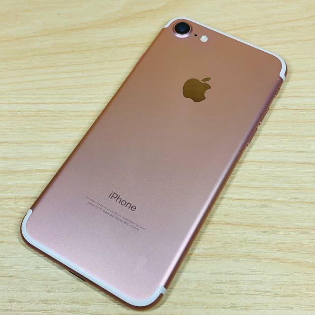 ﾊﾞｯﾃﾘｰ100％ Simﾌﾘｰ iPhone 7 256GB P39スマホ/家電/カメラ