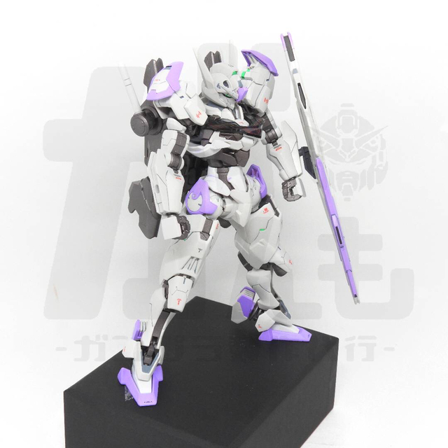 High Grade（BANDAI）(ハイグレード)のHG ガンダムルブリス / ガンプラ 完成品 エンタメ/ホビーのおもちゃ/ぬいぐるみ(模型/プラモデル)の商品写真