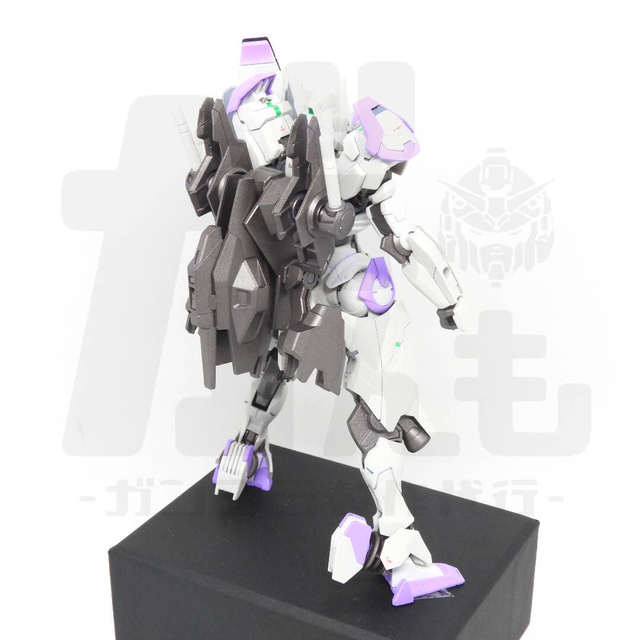 High Grade（BANDAI）(ハイグレード)のHG ガンダムルブリス / ガンプラ 完成品 エンタメ/ホビーのおもちゃ/ぬいぐるみ(模型/プラモデル)の商品写真