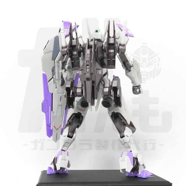 High Grade（BANDAI）(ハイグレード)のHG ガンダムルブリス / ガンプラ 完成品 エンタメ/ホビーのおもちゃ/ぬいぐるみ(模型/プラモデル)の商品写真