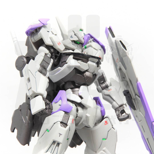 High Grade（BANDAI）(ハイグレード)のHG ガンダムルブリス / ガンプラ 完成品 エンタメ/ホビーのおもちゃ/ぬいぐるみ(模型/プラモデル)の商品写真