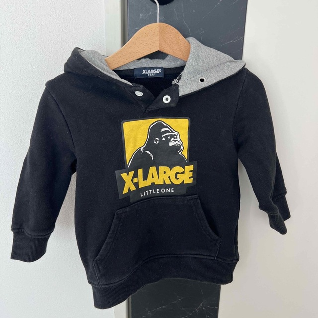 XLARGE(エクストララージ)の【XLARGE】キッズパーカー キッズ/ベビー/マタニティのベビー服(~85cm)(トレーナー)の商品写真