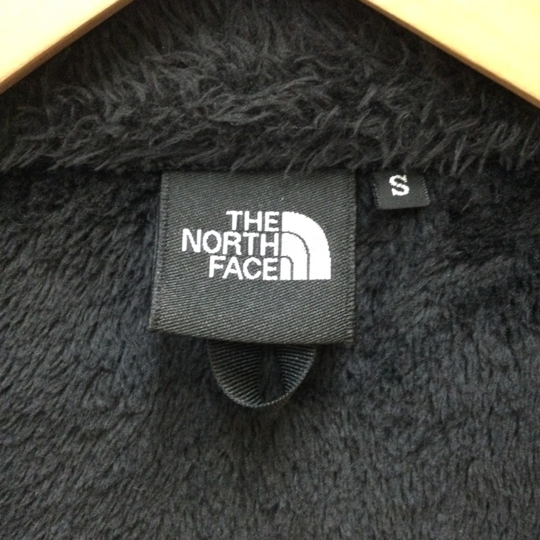 THE NORTH FACE(ザノースフェイス)の♪♪THE NORTH FACE ザノースフェイス メンズ フリースジャケット SIZE S NA61930 ブラック メンズのジャケット/アウター(その他)の商品写真